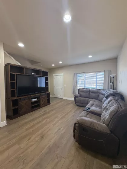 5282 Western, Winnemucca, Nevada 89445, 2 Bedrooms Bedrooms, ,3 BathroomsBathrooms,Residential,Residential,Western,250003668