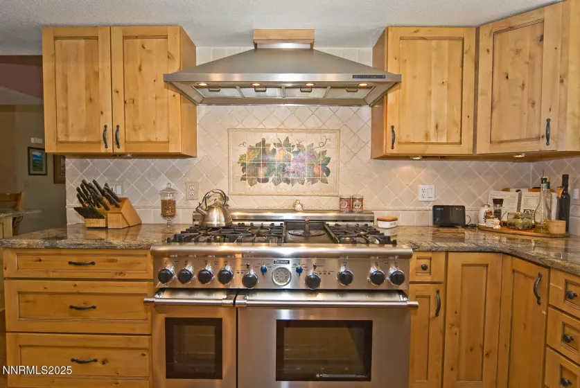 25 Martell, Sparks, Nevada 89441, 4 Bedrooms Bedrooms, ,3 BathroomsBathrooms,Residential,Residential,Martell,250055080