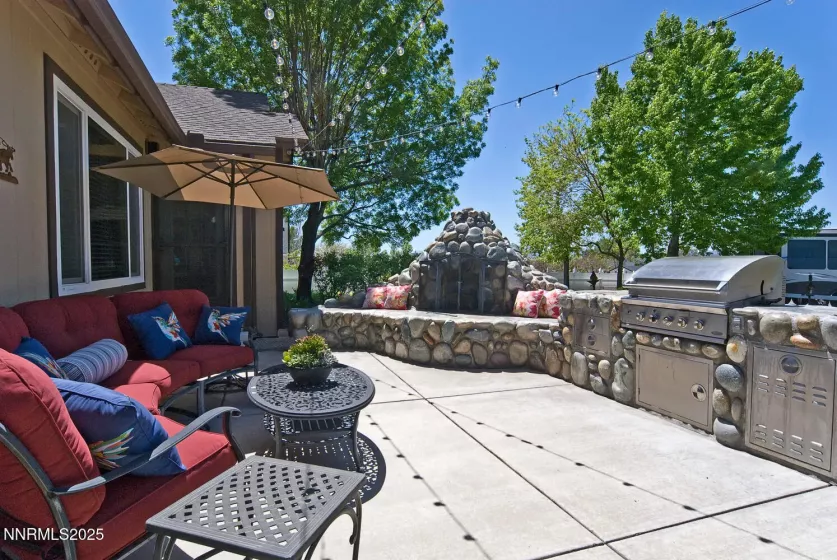 25 Martell, Sparks, Nevada 89441, 4 Bedrooms Bedrooms, ,3 BathroomsBathrooms,Residential,Residential,Martell,250055080