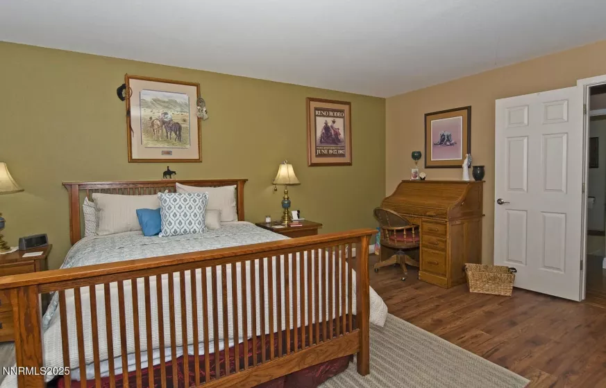 25 Martell, Sparks, Nevada 89441, 4 Bedrooms Bedrooms, ,3 BathroomsBathrooms,Residential,Residential,Martell,250055080