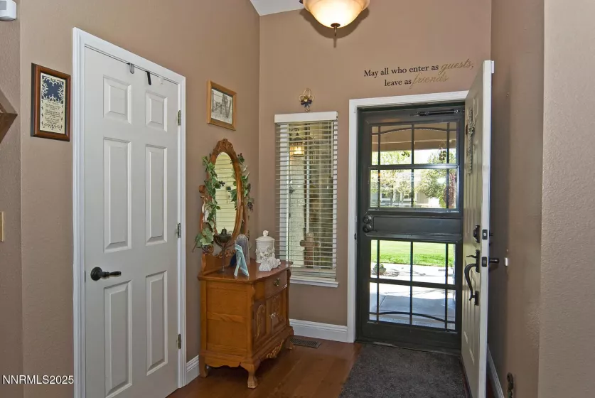 25 Martell, Sparks, Nevada 89441, 4 Bedrooms Bedrooms, ,3 BathroomsBathrooms,Residential,Residential,Martell,250055080