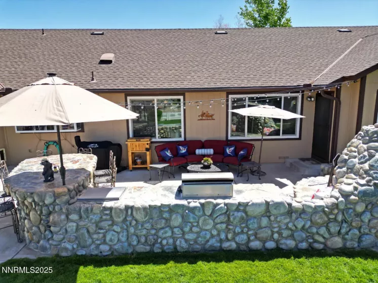 25 Martell, Sparks, Nevada 89441, 4 Bedrooms Bedrooms, ,3 BathroomsBathrooms,Residential,Residential,Martell,250055080