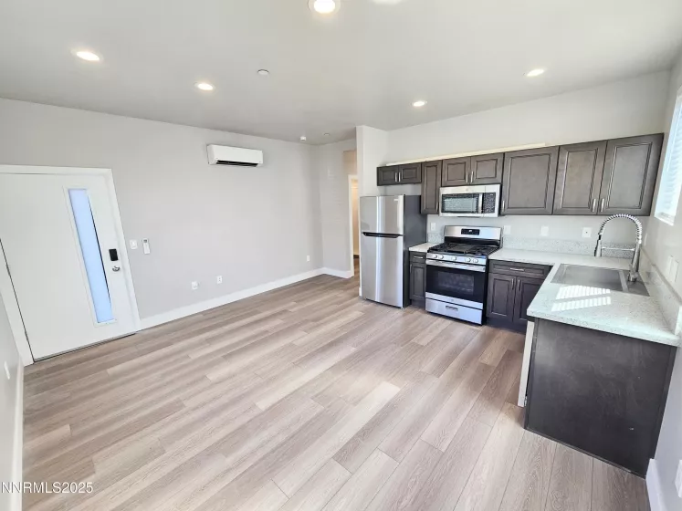 260 Vassar, Reno, Nevada 89502, 1 Bedroom Bedrooms, ,1 BathroomBathrooms,Residential Lease,Manufactured,Vassar,250055095