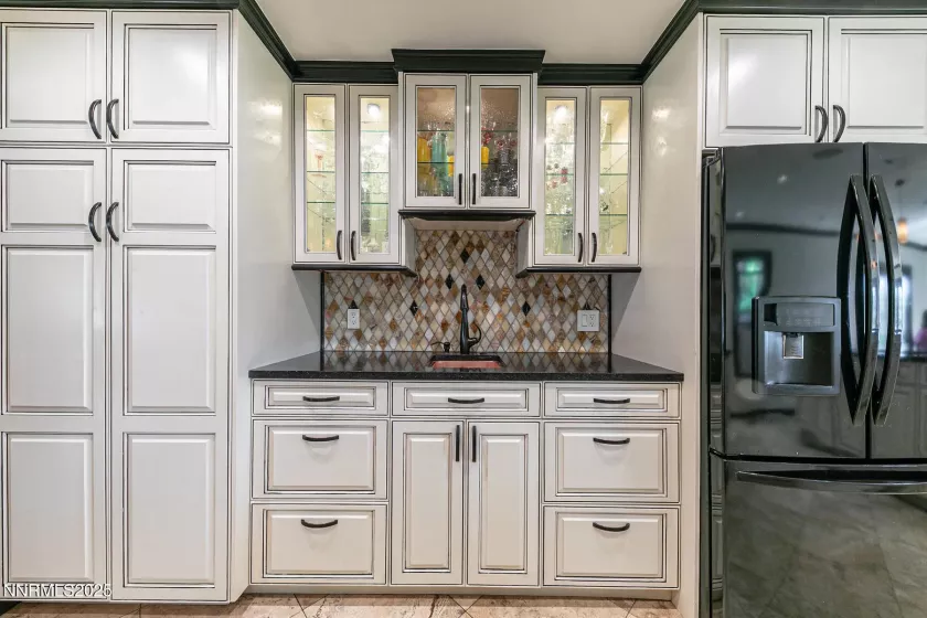 2000 Manzanita, Reno, Nevada 89509, 4 Bedrooms Bedrooms, ,5 BathroomsBathrooms,Residential,Residential,Manzanita,250055098