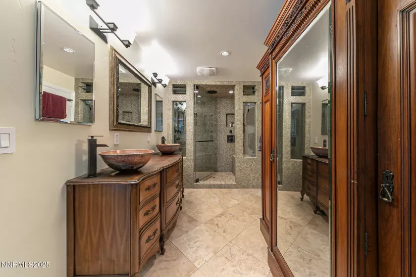 2000 Manzanita, Reno, Nevada 89509, 4 Bedrooms Bedrooms, ,5 BathroomsBathrooms,Residential,Residential,Manzanita,250055098