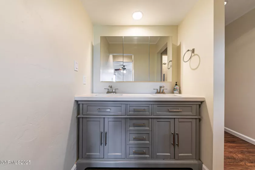 2000 Manzanita, Reno, Nevada 89509, 4 Bedrooms Bedrooms, ,5 BathroomsBathrooms,Residential,Residential,Manzanita,250055098