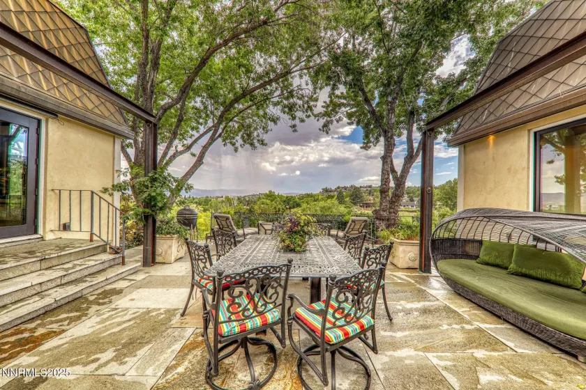 2000 Manzanita, Reno, Nevada 89509, 4 Bedrooms Bedrooms, ,5 BathroomsBathrooms,Residential,Residential,Manzanita,250055098