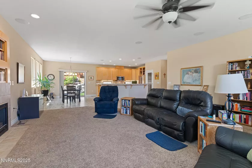 3752 Prospect, Carson City, Nevada 89703, 3 Bedrooms Bedrooms, ,2 BathroomsBathrooms,Residential,Residential,Prospect,250055107