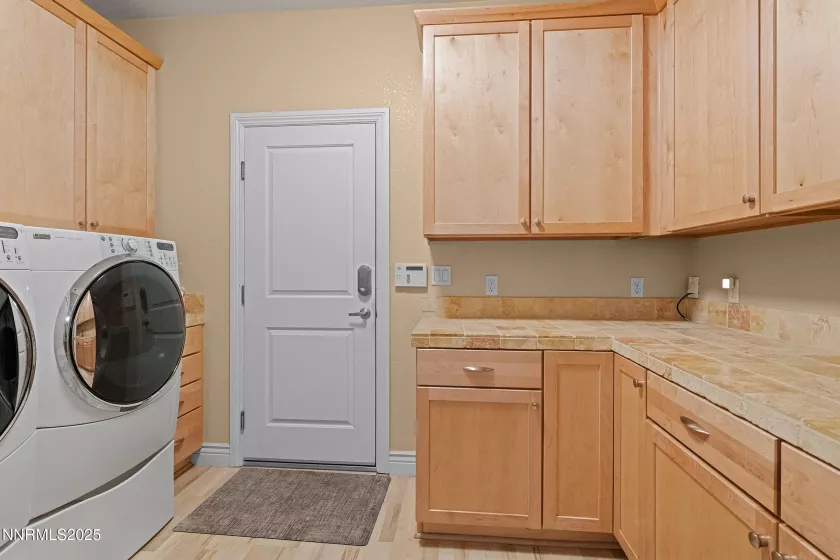 3752 Prospect, Carson City, Nevada 89703, 3 Bedrooms Bedrooms, ,2 BathroomsBathrooms,Residential,Residential,Prospect,250055107