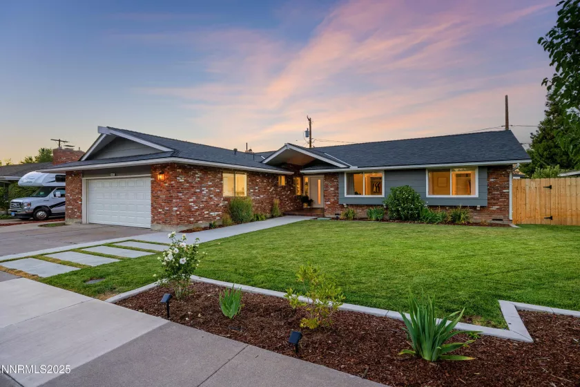 1401 Monroe, Reno, Nevada 89509, 3 Bedrooms Bedrooms, ,3 BathroomsBathrooms,Residential,Residential,Monroe,250055110
