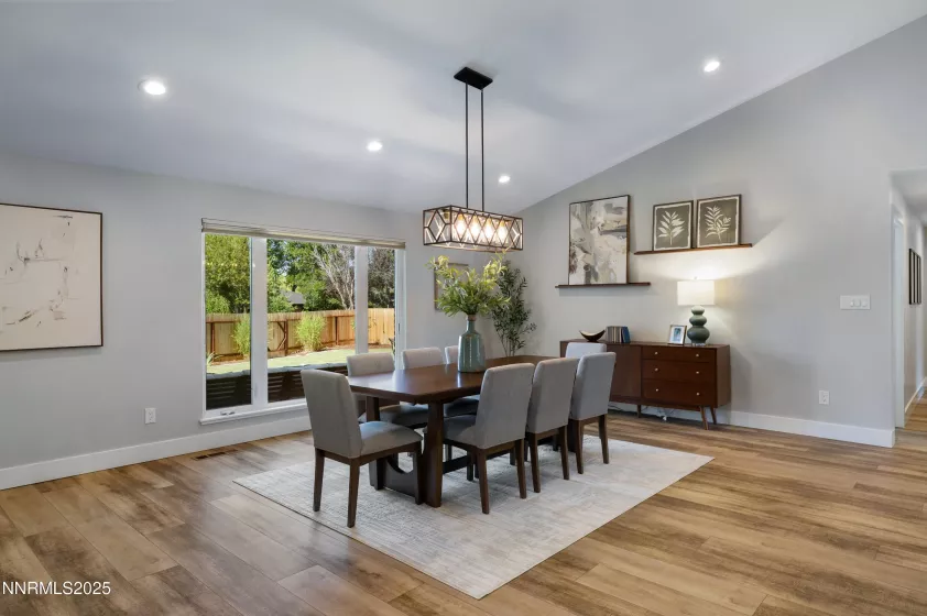1401 Monroe, Reno, Nevada 89509, 3 Bedrooms Bedrooms, ,3 BathroomsBathrooms,Residential,Residential,Monroe,250055110