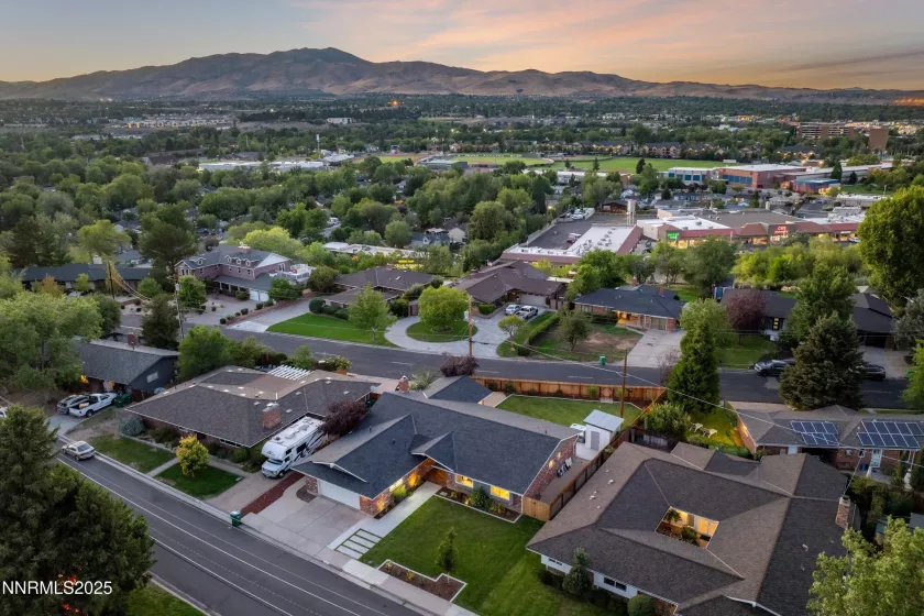 1401 Monroe, Reno, Nevada 89509, 3 Bedrooms Bedrooms, ,3 BathroomsBathrooms,Residential,Residential,Monroe,250055110
