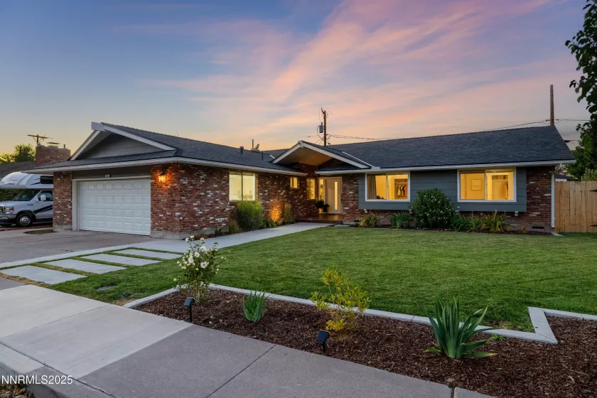 1401 Monroe, Reno, Nevada 89509, 3 Bedrooms Bedrooms, ,3 BathroomsBathrooms,Residential,Residential,Monroe,250055110