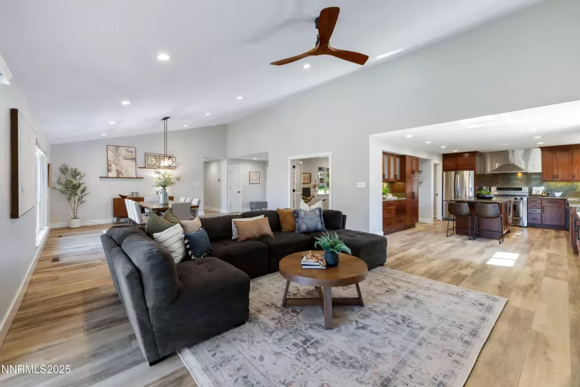 1401 Monroe, Reno, Nevada 89509, 3 Bedrooms Bedrooms, ,3 BathroomsBathrooms,Residential,Residential,Monroe,250055110