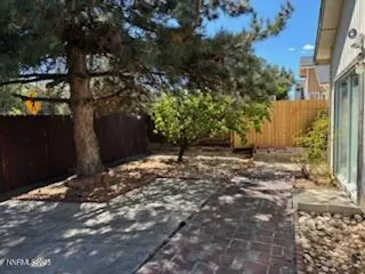 6338 Chesterfield, Reno, Nevada 89523, 3 Bedrooms Bedrooms, ,2 BathroomsBathrooms,Residential,Residential,Chesterfield,250055111