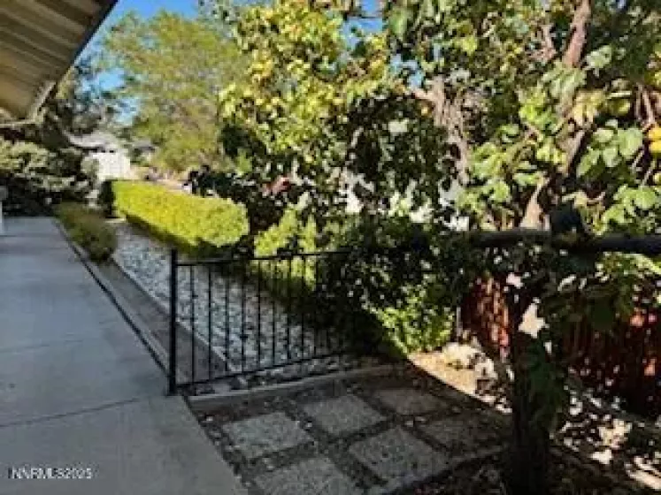6338 Chesterfield, Reno, Nevada 89523, 3 Bedrooms Bedrooms, ,2 BathroomsBathrooms,Residential,Residential,Chesterfield,250055111