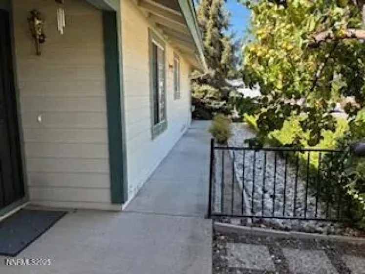 6338 Chesterfield, Reno, Nevada 89523, 3 Bedrooms Bedrooms, ,2 BathroomsBathrooms,Residential,Residential,Chesterfield,250055111