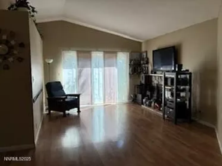 6338 Chesterfield, Reno, Nevada 89523, 3 Bedrooms Bedrooms, ,2 BathroomsBathrooms,Residential,Residential,Chesterfield,250055111