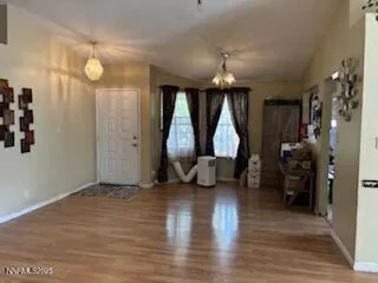 6338 Chesterfield, Reno, Nevada 89523, 3 Bedrooms Bedrooms, ,2 BathroomsBathrooms,Residential,Residential,Chesterfield,250055111