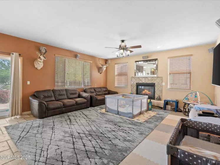 1268 Dortmunder, Spanish Springs, Nevada 89441, 5 Bedrooms Bedrooms, ,4 BathroomsBathrooms,Residential,Residential,Dortmunder,250055112