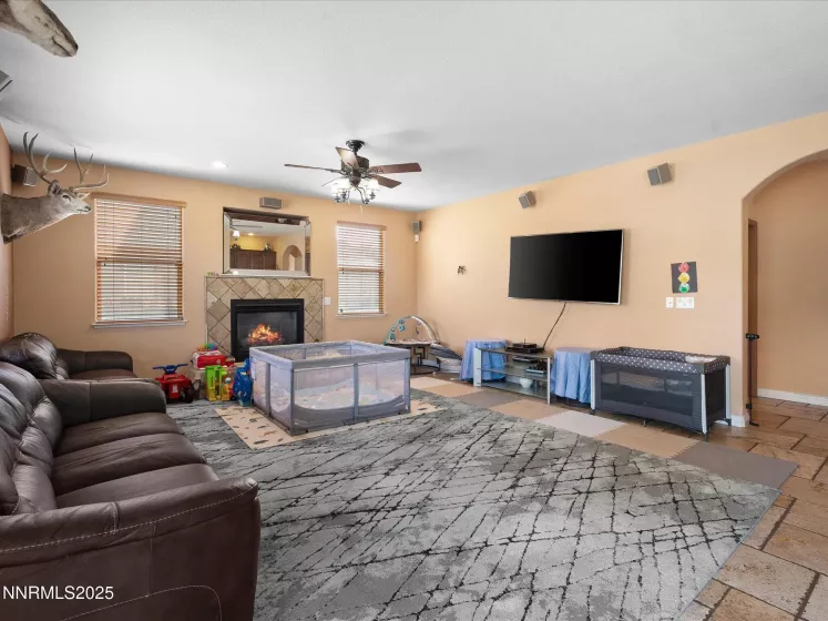 1268 Dortmunder, Spanish Springs, Nevada 89441, 5 Bedrooms Bedrooms, ,4 BathroomsBathrooms,Residential,Residential,Dortmunder,250055112