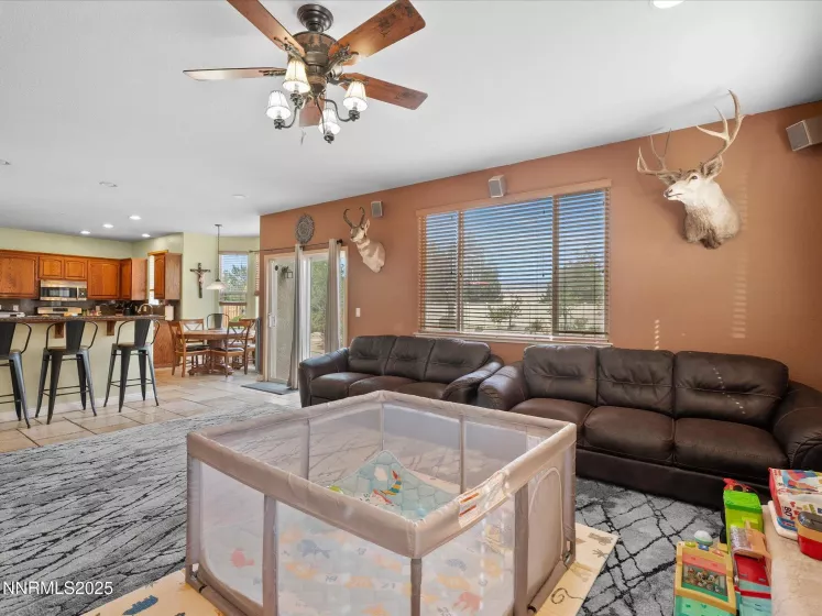 1268 Dortmunder, Spanish Springs, Nevada 89441, 5 Bedrooms Bedrooms, ,4 BathroomsBathrooms,Residential,Residential,Dortmunder,250055112