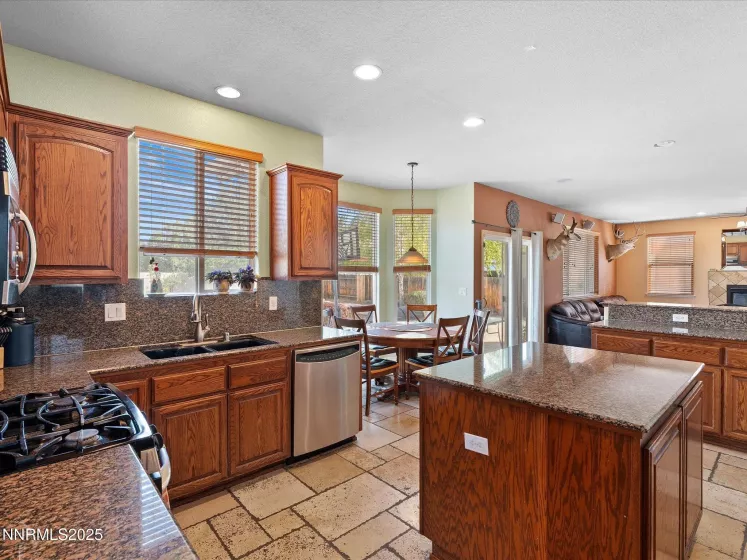 1268 Dortmunder, Spanish Springs, Nevada 89441, 5 Bedrooms Bedrooms, ,4 BathroomsBathrooms,Residential,Residential,Dortmunder,250055112