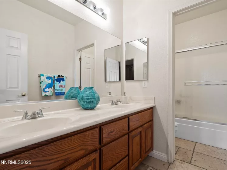 1268 Dortmunder, Spanish Springs, Nevada 89441, 5 Bedrooms Bedrooms, ,4 BathroomsBathrooms,Residential,Residential,Dortmunder,250055112