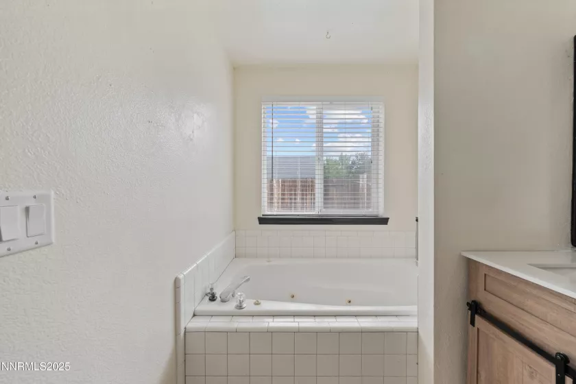 1010 Sunburst, Carson City, Nevada 89705, 4 Bedrooms Bedrooms, ,2 BathroomsBathrooms,Residential,Residential,Sunburst,250055114