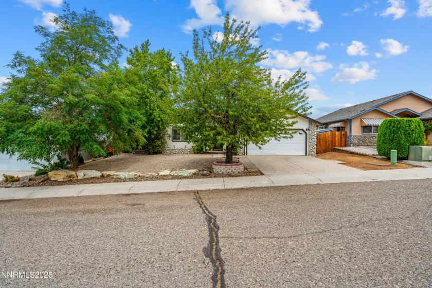1010 Sunburst, Carson City, Nevada 89705, 4 Bedrooms Bedrooms, ,2 BathroomsBathrooms,Residential,Residential,Sunburst,250055114