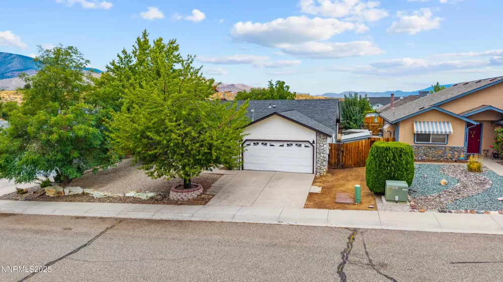1010 Sunburst, Carson City, Nevada 89705, 4 Bedrooms Bedrooms, ,2 BathroomsBathrooms,Residential,Residential,Sunburst,250055114