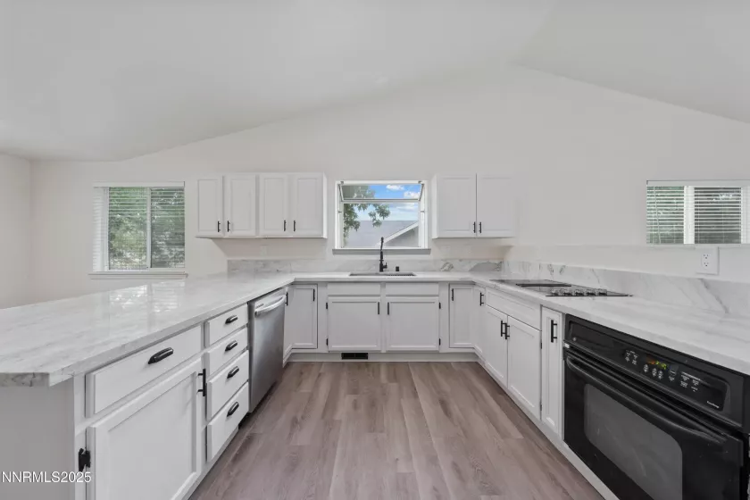 1010 Sunburst, Carson City, Nevada 89705, 4 Bedrooms Bedrooms, ,2 BathroomsBathrooms,Residential,Residential,Sunburst,250055114