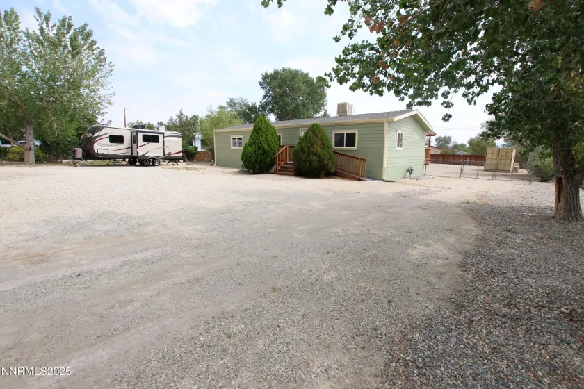 18 Bluestone, Yerington, Nevada 89447, 3 Bedrooms Bedrooms, ,2 BathroomsBathrooms,Residential,Residential,Bluestone,250055117