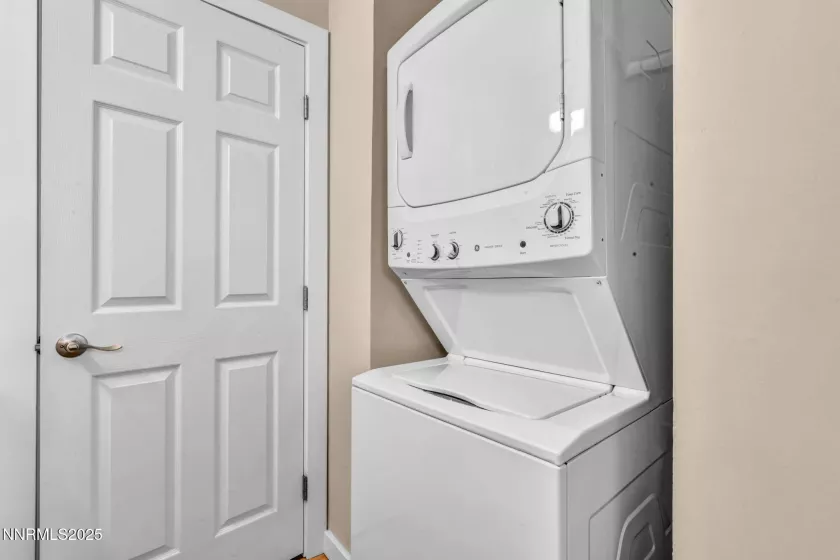1116 5th, Carson City, Nevada 89703, 3 Bedrooms Bedrooms, ,1 BathroomBathrooms,Residential,Residential,5th,250055119