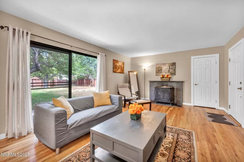 1116 5th, Carson City, Nevada 89703, 3 Bedrooms Bedrooms, ,1 BathroomBathrooms,Residential,Residential,5th,250055119