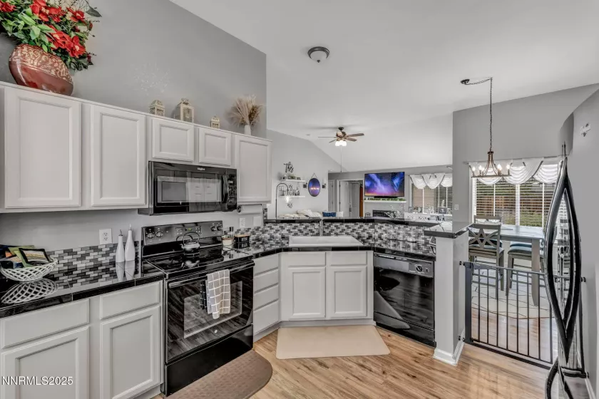 324 Windtree, Carson City, Nevada 89701, 3 Bedrooms Bedrooms, ,2 BathroomsBathrooms,Residential,Residential,Windtree,250055120
