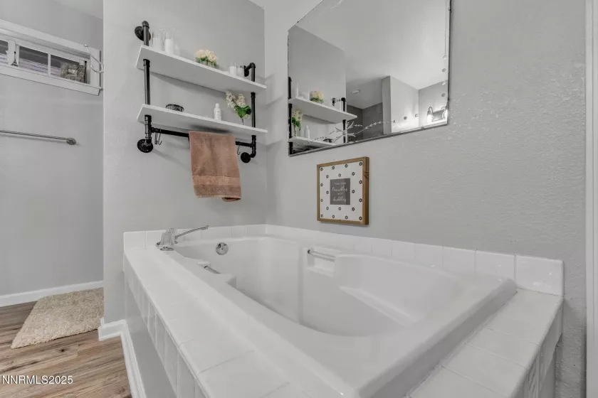 324 Windtree, Carson City, Nevada 89701, 3 Bedrooms Bedrooms, ,2 BathroomsBathrooms,Residential,Residential,Windtree,250055120