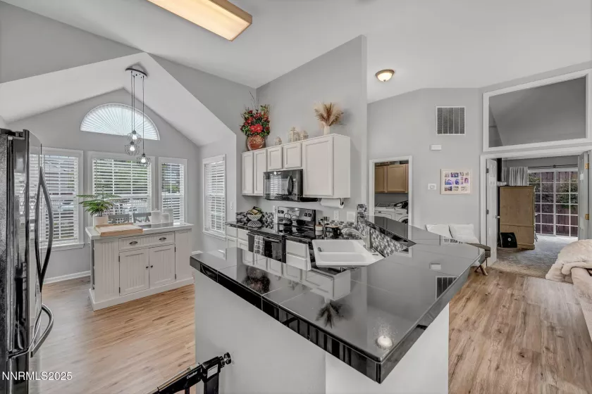 324 Windtree, Carson City, Nevada 89701, 3 Bedrooms Bedrooms, ,2 BathroomsBathrooms,Residential,Residential,Windtree,250055120