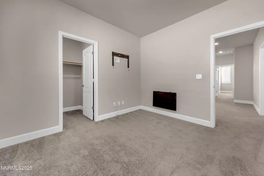 2025 Elk Falls, Sparks, Nevada 89436, 5 Bedrooms Bedrooms, ,3 BathroomsBathrooms,Residential,Residential,Elk Falls,250055121