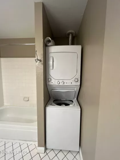 3855 Leonesio, Reno, Nevada 89512, 1 Bedroom Bedrooms, ,1 BathroomBathrooms,Residential,Residential,Leonesio,250055122