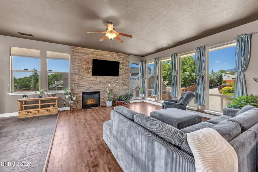 199 Pasture, Carson City, Nevada 89701, 4 Bedrooms Bedrooms, ,3 BathroomsBathrooms,Residential,Residential,Pasture,250055123