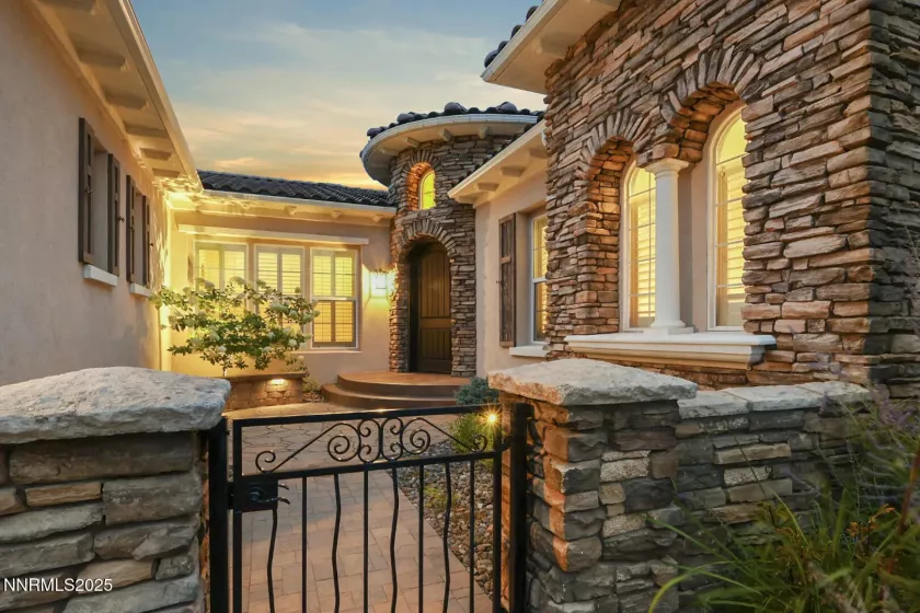 2971 Roundrock, Reno, Nevada 89511, 4 Bedrooms Bedrooms, ,3 BathroomsBathrooms,Residential,Residential,Roundrock,250055127