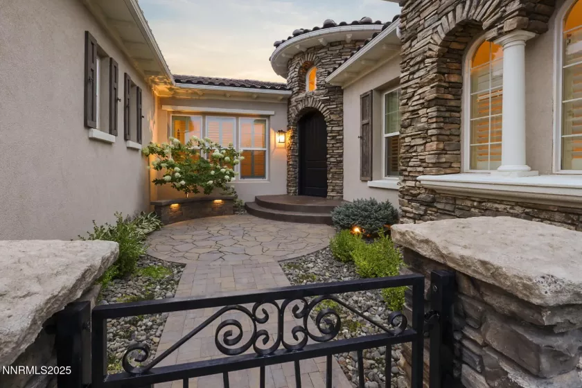 2971 Roundrock, Reno, Nevada 89511, 4 Bedrooms Bedrooms, ,3 BathroomsBathrooms,Residential,Residential,Roundrock,250055127