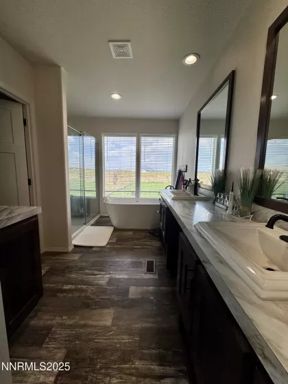 155 Misty, Winnemucca, Nevada 89445, 5 Bedrooms Bedrooms, ,2 BathroomsBathrooms,Residential,Residential,Misty,250055134