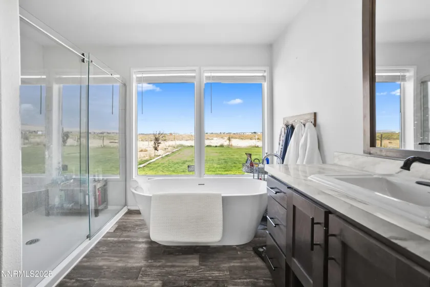 155 Misty, Winnemucca, Nevada 89445, 5 Bedrooms Bedrooms, ,2 BathroomsBathrooms,Residential,Residential,Misty,250055134