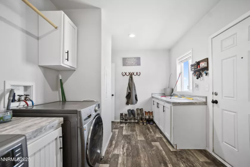 155 Misty, Winnemucca, Nevada 89445, 5 Bedrooms Bedrooms, ,2 BathroomsBathrooms,Residential,Residential,Misty,250055134