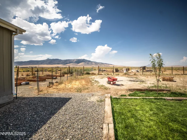 155 Misty, Winnemucca, Nevada 89445, 5 Bedrooms Bedrooms, ,2 BathroomsBathrooms,Residential,Residential,Misty,250055134