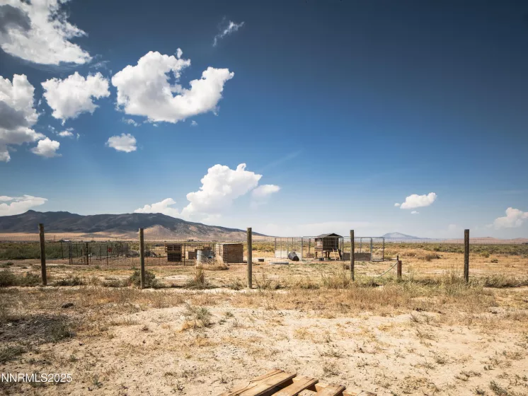 155 Misty, Winnemucca, Nevada 89445, 5 Bedrooms Bedrooms, ,2 BathroomsBathrooms,Residential,Residential,Misty,250055134