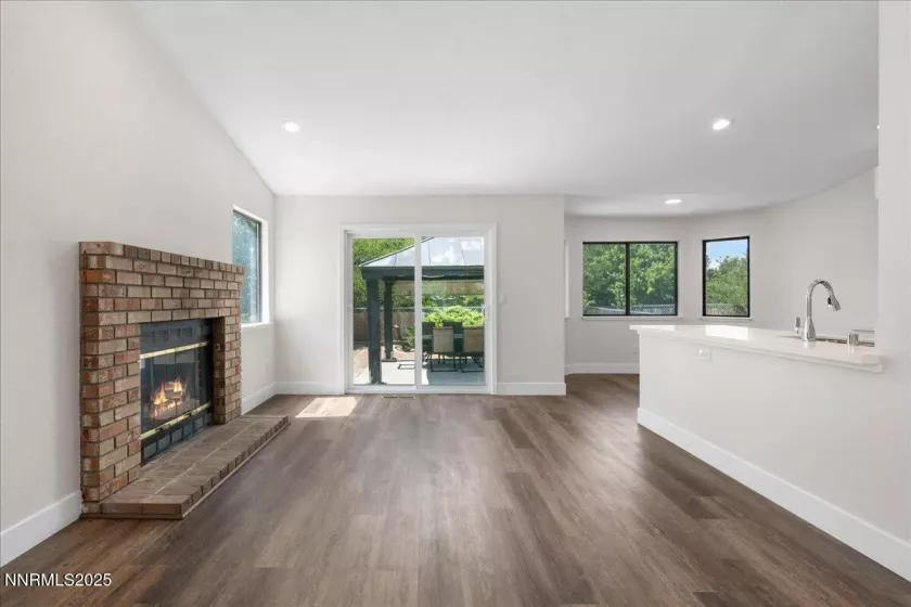 1716 Canyon Terrace, Sparks, Nevada 89436, 3 Bedrooms Bedrooms, ,3 BathroomsBathrooms,Residential,Residential,Canyon Terrace,250055146