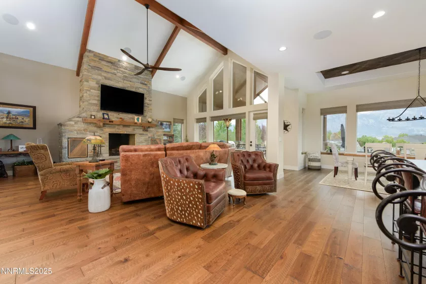 949 Heavenly View, Gardnerville, Nevada 89460, 5 Bedrooms Bedrooms, ,6 BathroomsBathrooms,Residential,Residential,Heavenly View,250055150